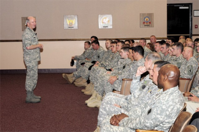 U.S. TRANSCOM commander visits Eustis