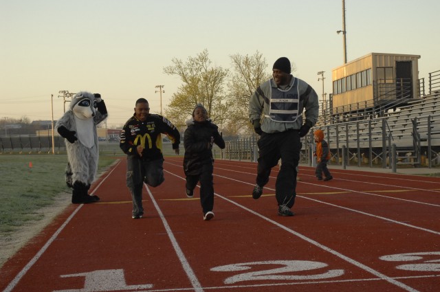 Army brats get dose of parent&#039;s physical training