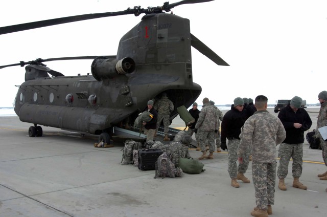 CAB SOLDIERS FLY TO NORTH DAKOTA TO HELP WITH FLOOD RELIEF