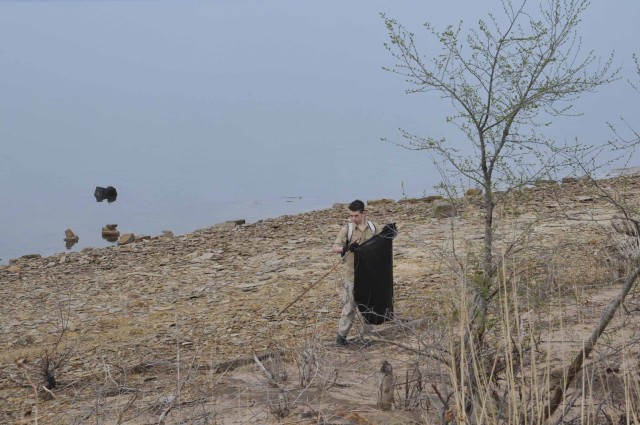 FORT RILEY BOY SCOUTS HELP CLEAN UP MARINA
