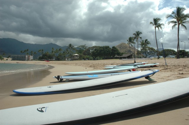 Blue Star Card holders learn to paddle like professionals