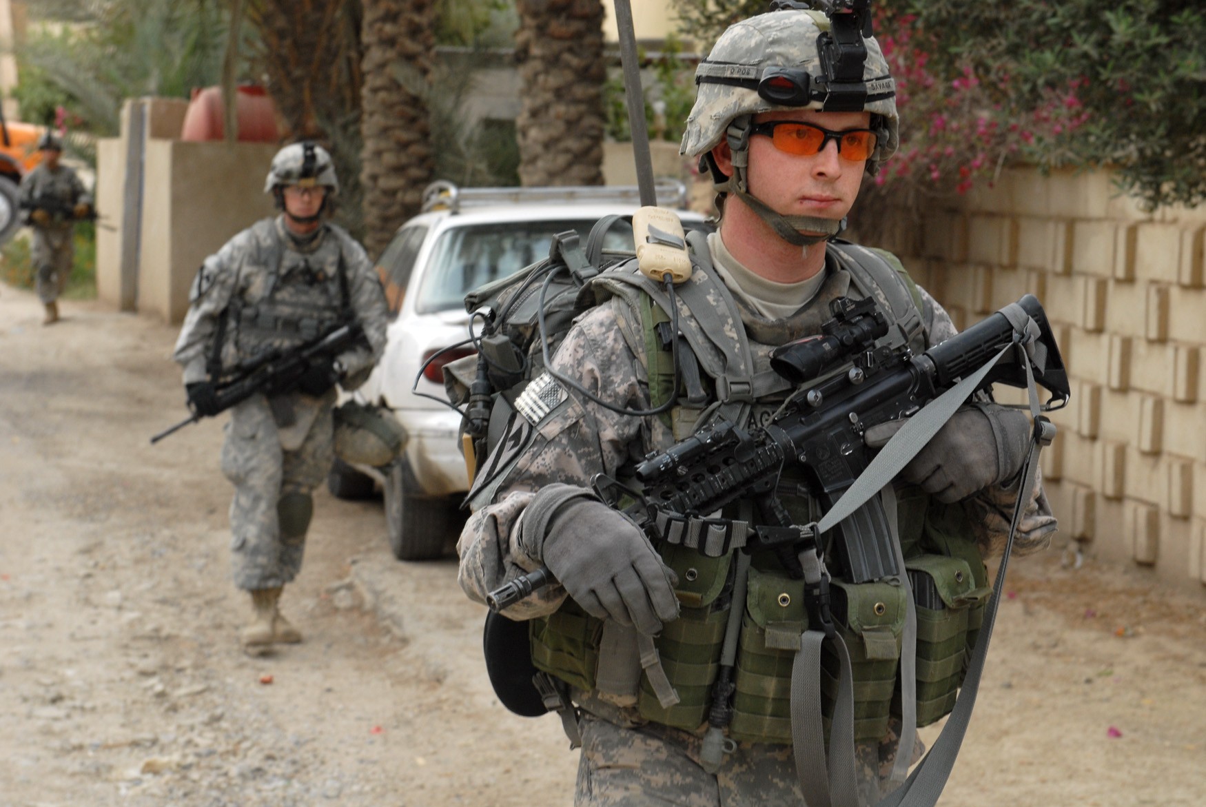 Maintaining presence: 2-5 Cav Soldiers patrol streets | Article | The ...