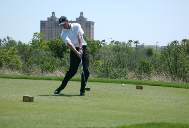 Stewart-Hunter Golfers Impress the Pros_1