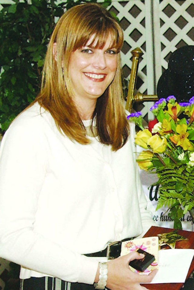 Monroe volunteer reaps rewards for dedicated family support