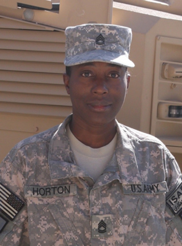 Year of the NCO: 1st MEBAca,!E+Soldier doesn&#039;t waiver; manages motor pool with passion