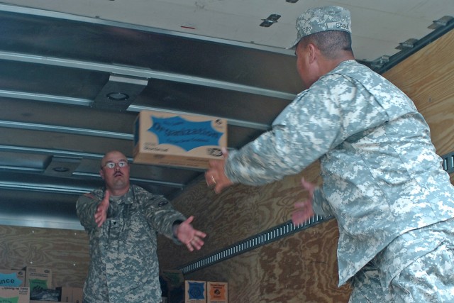 Cookie Convoy comes to Fort Hood