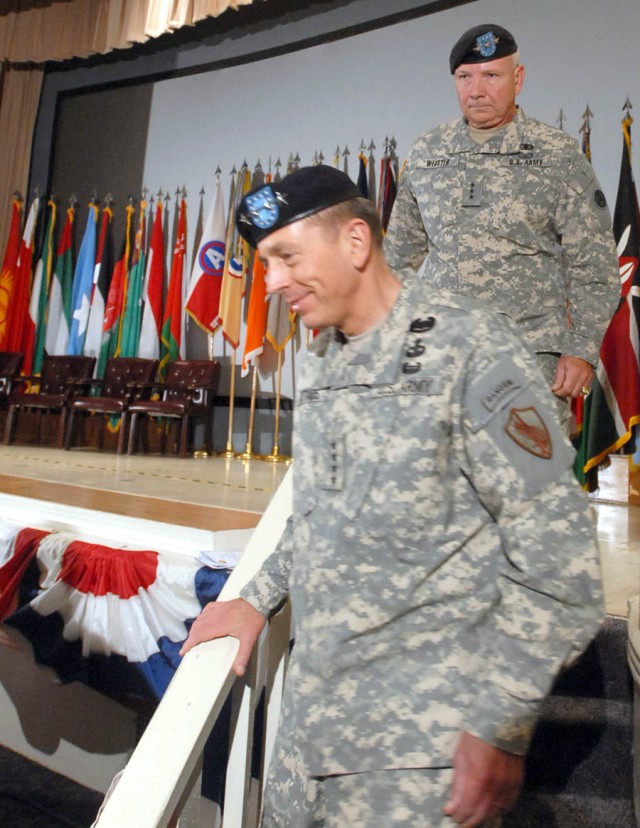 New USARCENT commander to be last with unit at McPherson 02