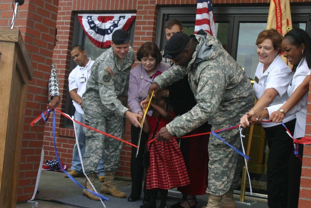Warren East CDC ribbon-cutting wraps up Month of Military Child celebrations