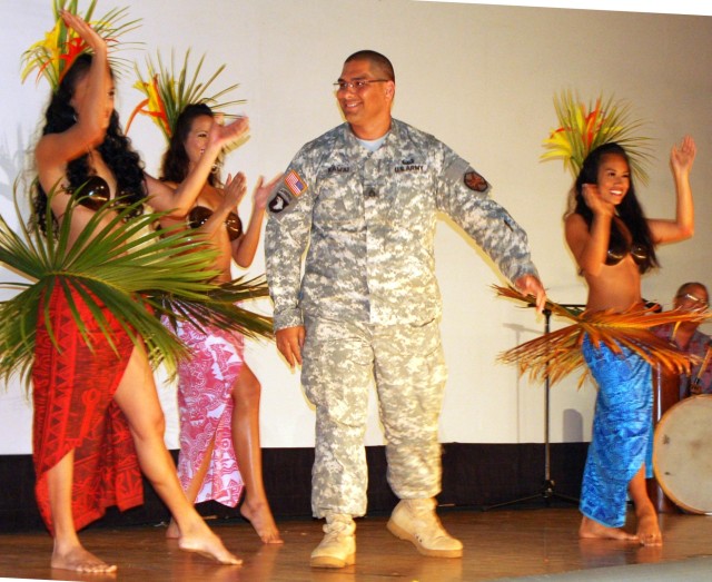 Hawaii Soldiers celebrate Asian-Pacific Heritage with fun, remembrance  