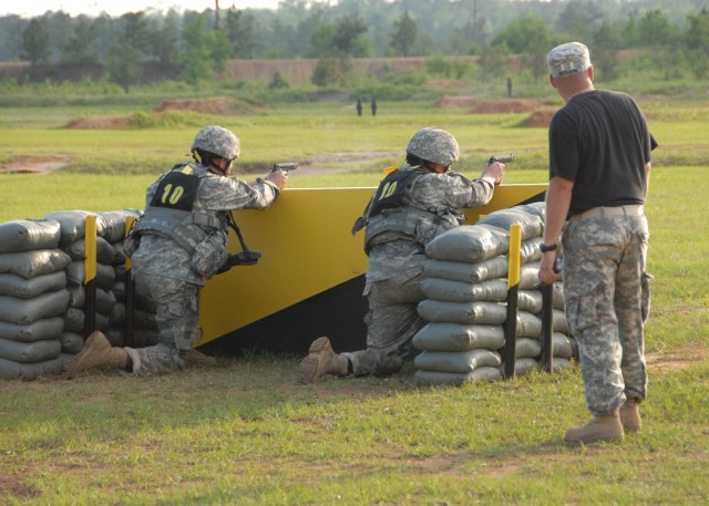 95th Civil Affairs compete in Best Ranger Competition