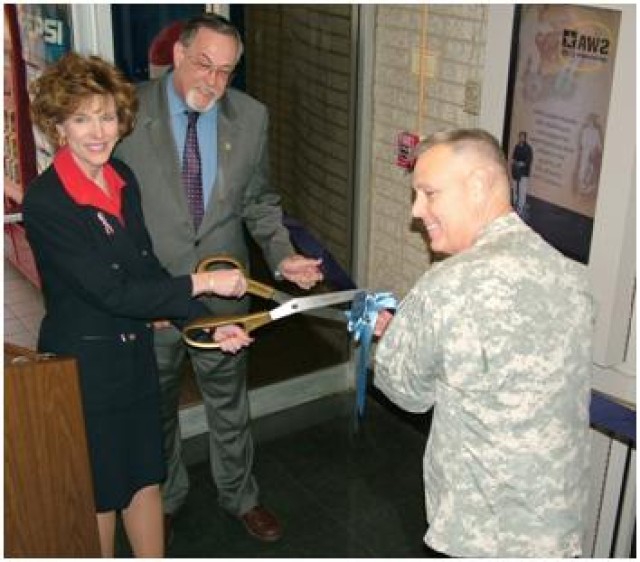 Infonet Ribbon Cutting