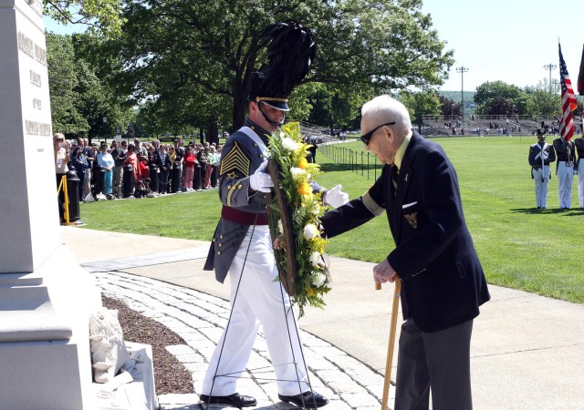 USMA graduates celebrated during alumni exercises