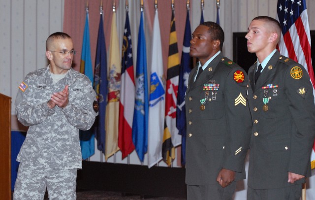 Fort Leavenworth selects top Soldier, NCOAca,!E+of Year