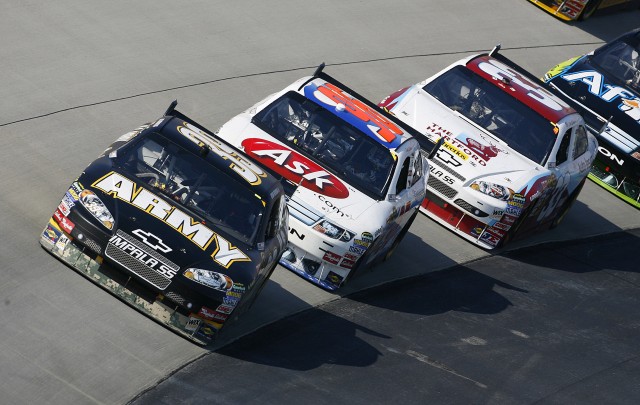 Newman Finishes 8th in Dover; Moves to 5th in Driver Points  