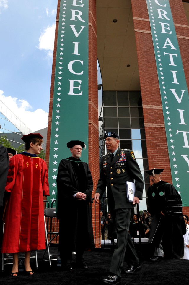 Gen. Petraeus at Georgia Gwinnett College