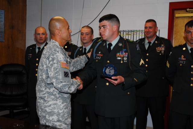 Vanguard Bde Announces Soldier, NCO of Quarter