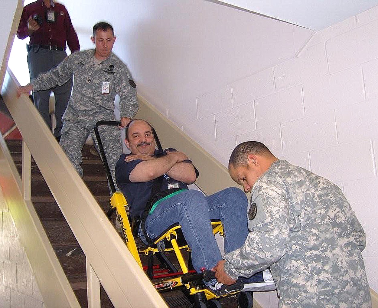 Stryker Evacuation Chair Going Up Stairs Youtube