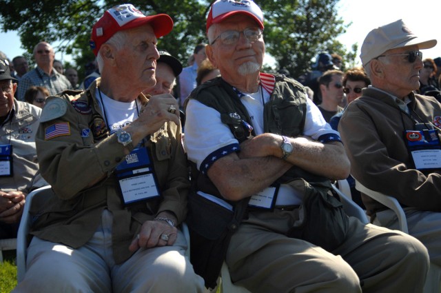 Servicemembers join D-Day veterans, French citizens to commemorate sacrifice of World War II troops