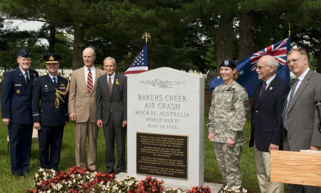 Memorial remembers 40 killed In 1943 crash