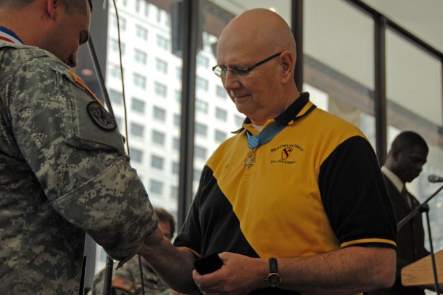 The Army Celebrates its 234th Birthday in Chicago