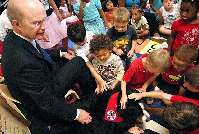 Army Secretary celebrates Army birthday with Army children