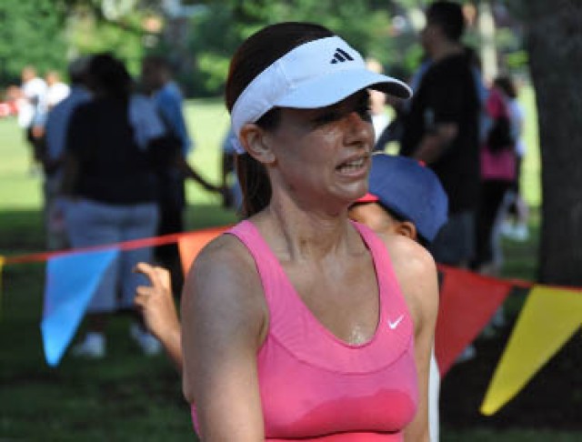 Army community shows spirit in Hooah races