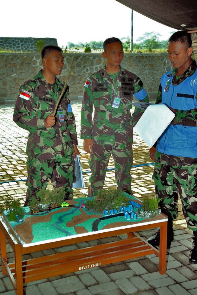 Garuda Shield 09 training begins at Peacekeeping Center in Indonesia