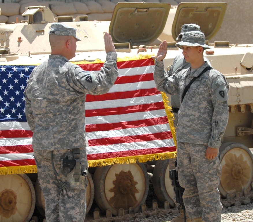 Texas Guardsman re-ups in Baghdad | Article | The United States Army