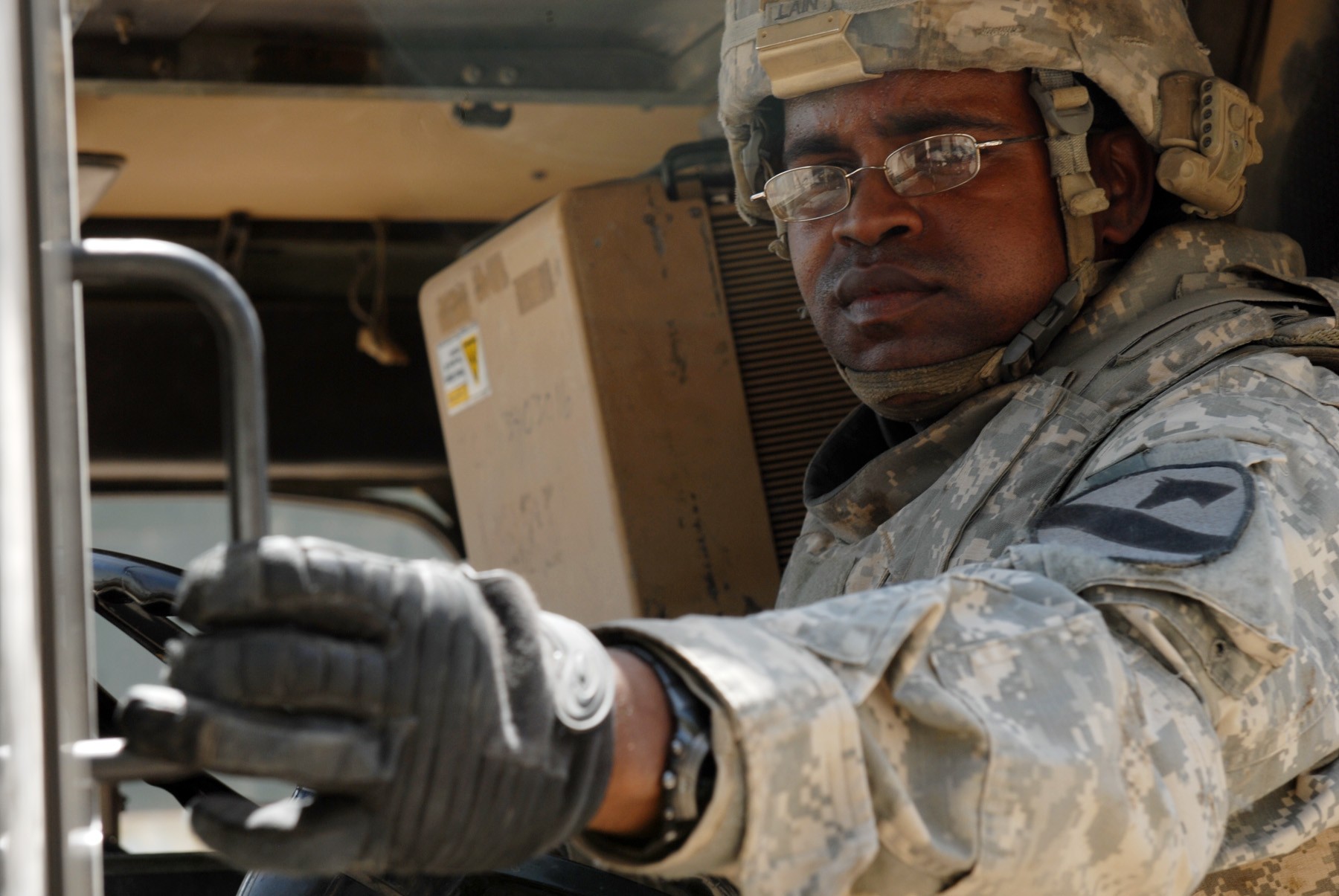 Keeping the wrenches turning: 2-5 Cav mechanics keep vehicles in the ...