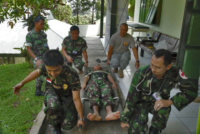 Guam Medic trains TNI-AD counterparts