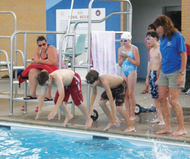 Squad strives to soak up serious swimming skills