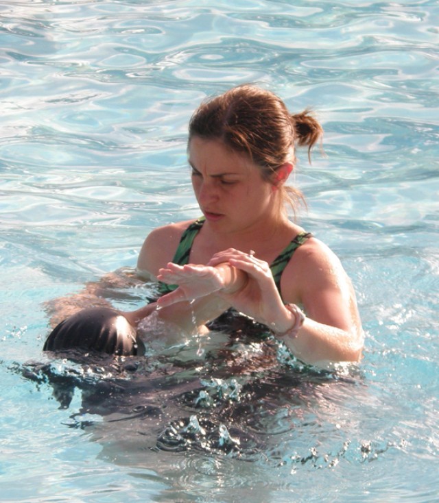 Squad strives to soak up serious swimming skills