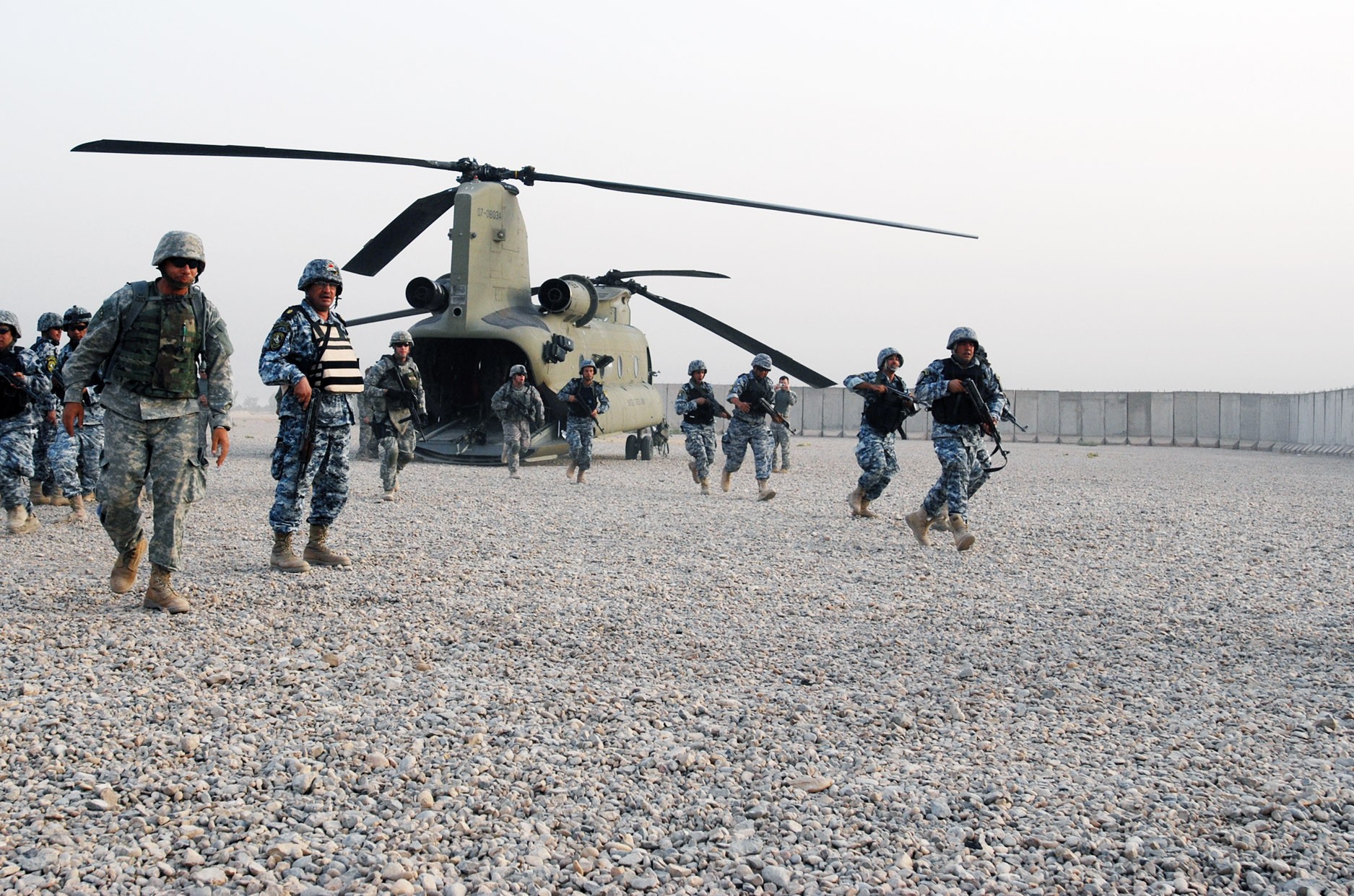 Iraqis lead air assault | Article | The United States Army