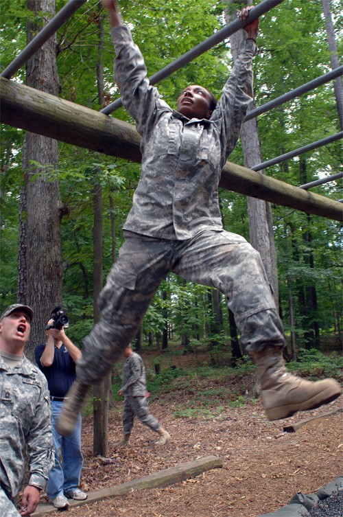 Drill sergeants compete at Forts Eustis, Monroe for army's top spot ...