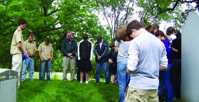 Chaplain&#039;s Hill cleaned by scouts
