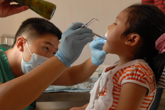 Vietnamese children also receive dental care