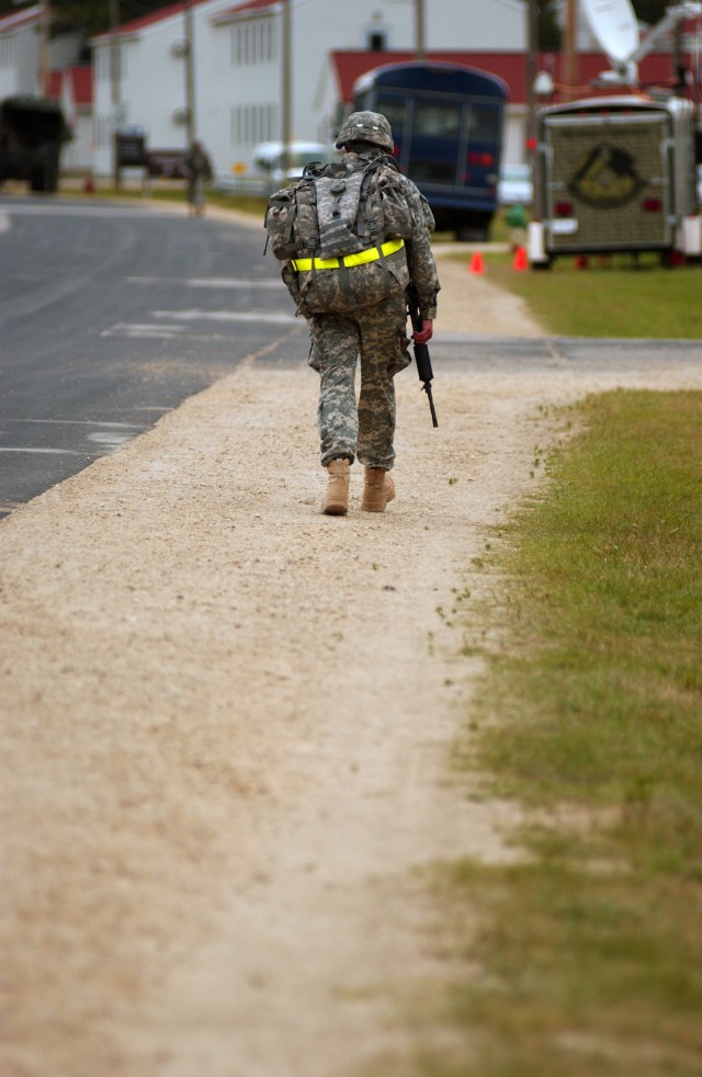 2009 USARC Best Warrior Competitors tackle Urban Warfighting Orientation Course