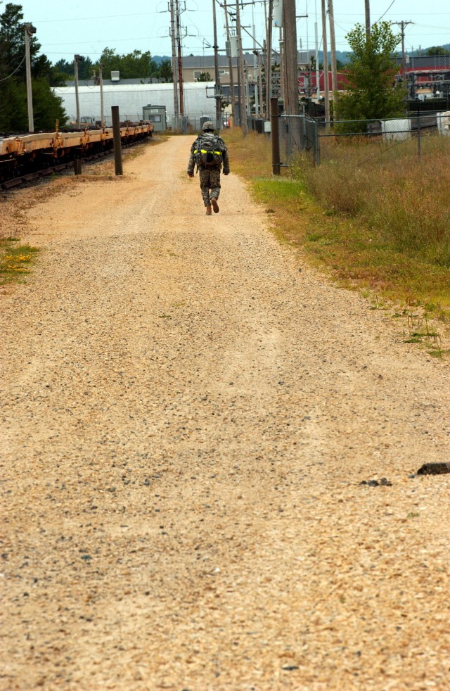 2009 USARC Best Warrior Competitors tackle Urban Warfighting Orientation Course