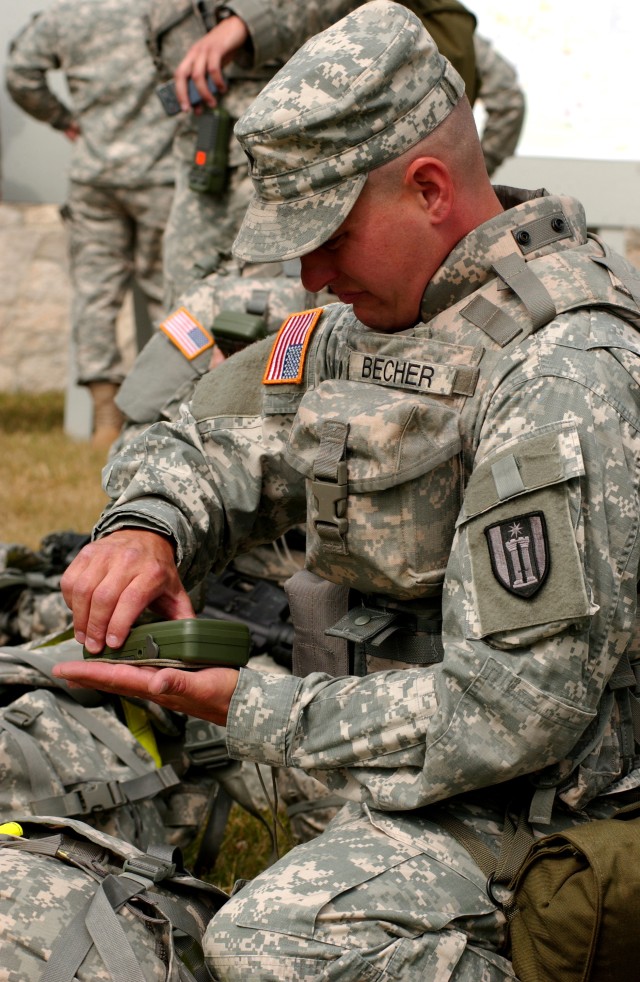 2009 USARC Best Warrior Competitors tackle Urban Warfighting Orientation Course