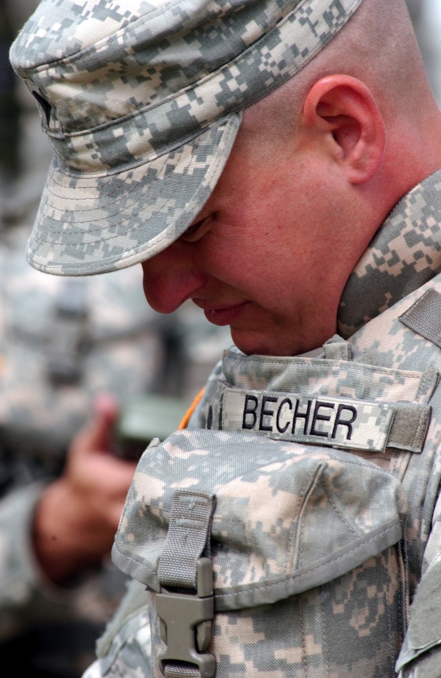 2009 USARC Best Warrior Competitors tackle Urban Warfighting Orientation Course