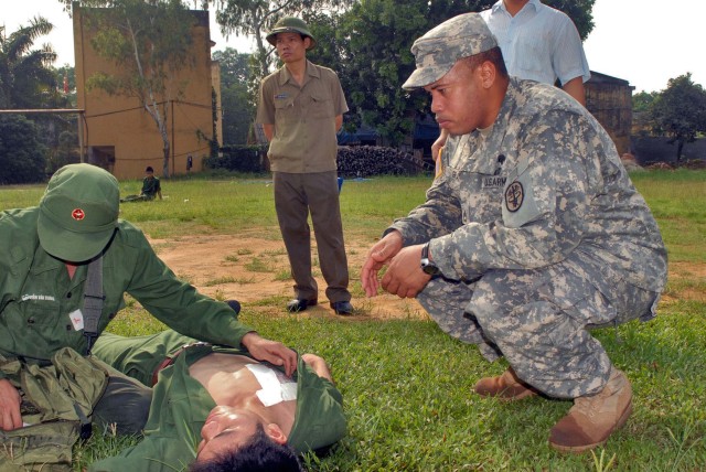 Joint U.S.-Vietnamese Medical Readiness Exercise First Responders Course