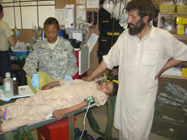 Nuristan PRT treats Afghan snake-bite victim