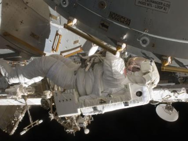 Army Colonel completes first space walk