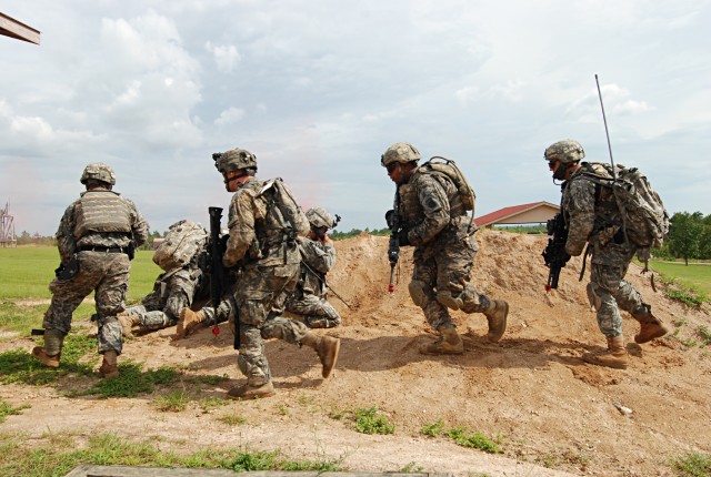 Convoy training teaches Paratroopers to rule the road | Article | The ...