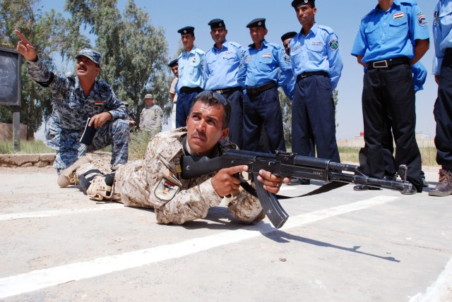 National Guard Trains Iraqi Police to Become Self-Sufficient