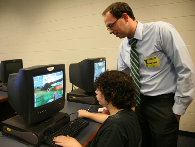 Picatinny computer engineer mentors students on virtual careers