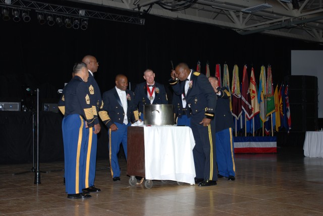 Fort Bragg&#039;s Year of the NCO Formal