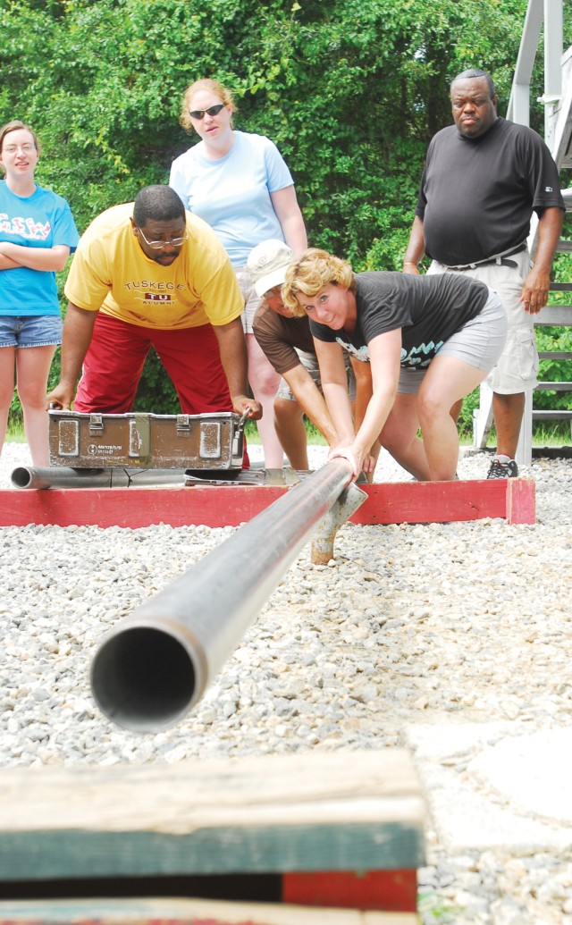 Paratroopers partner with Chattco teachers
