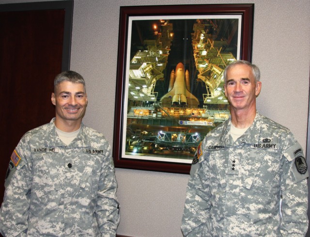 USASMDC/ARSTRAT Soldier selected for NASAAca,!a,,cs 2009 astronaut candidate class