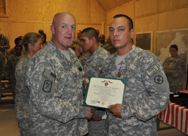 286th CSSB Soldier awarded Purple Heart